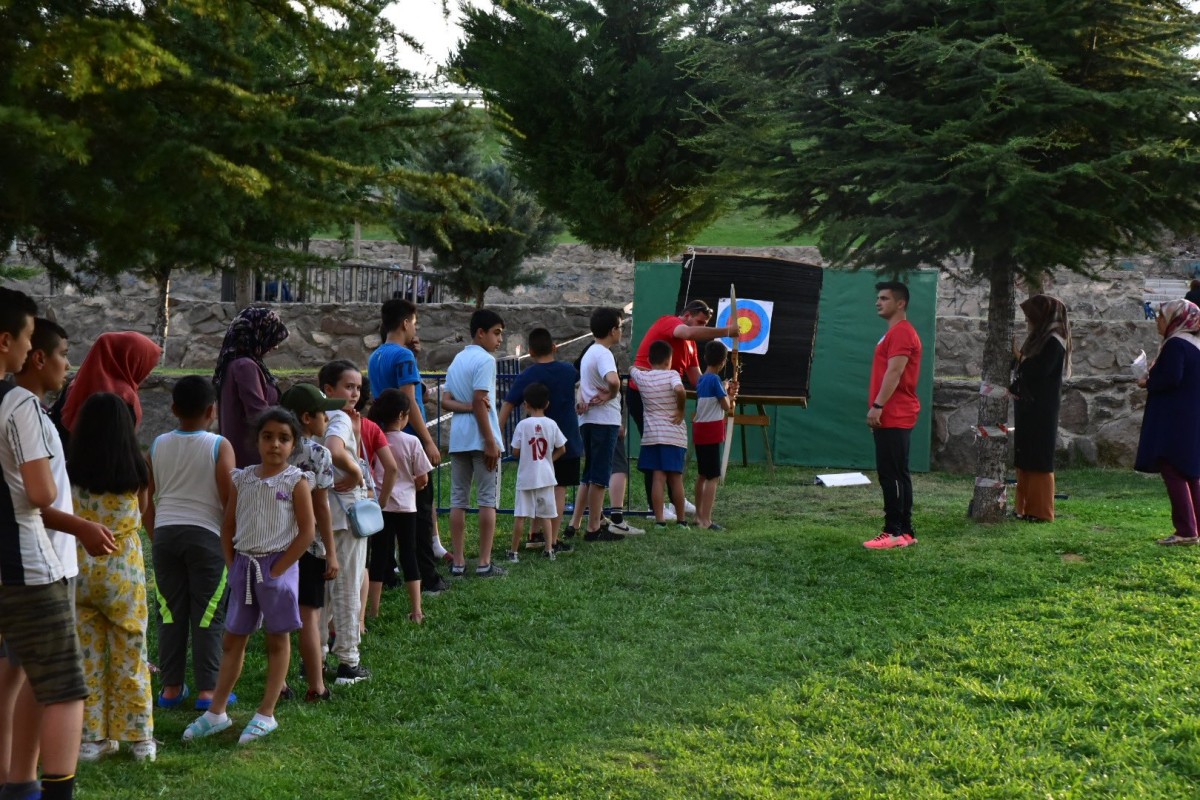 Spor A.Ş. mahalle mahalle çocuklarla buluşuyor