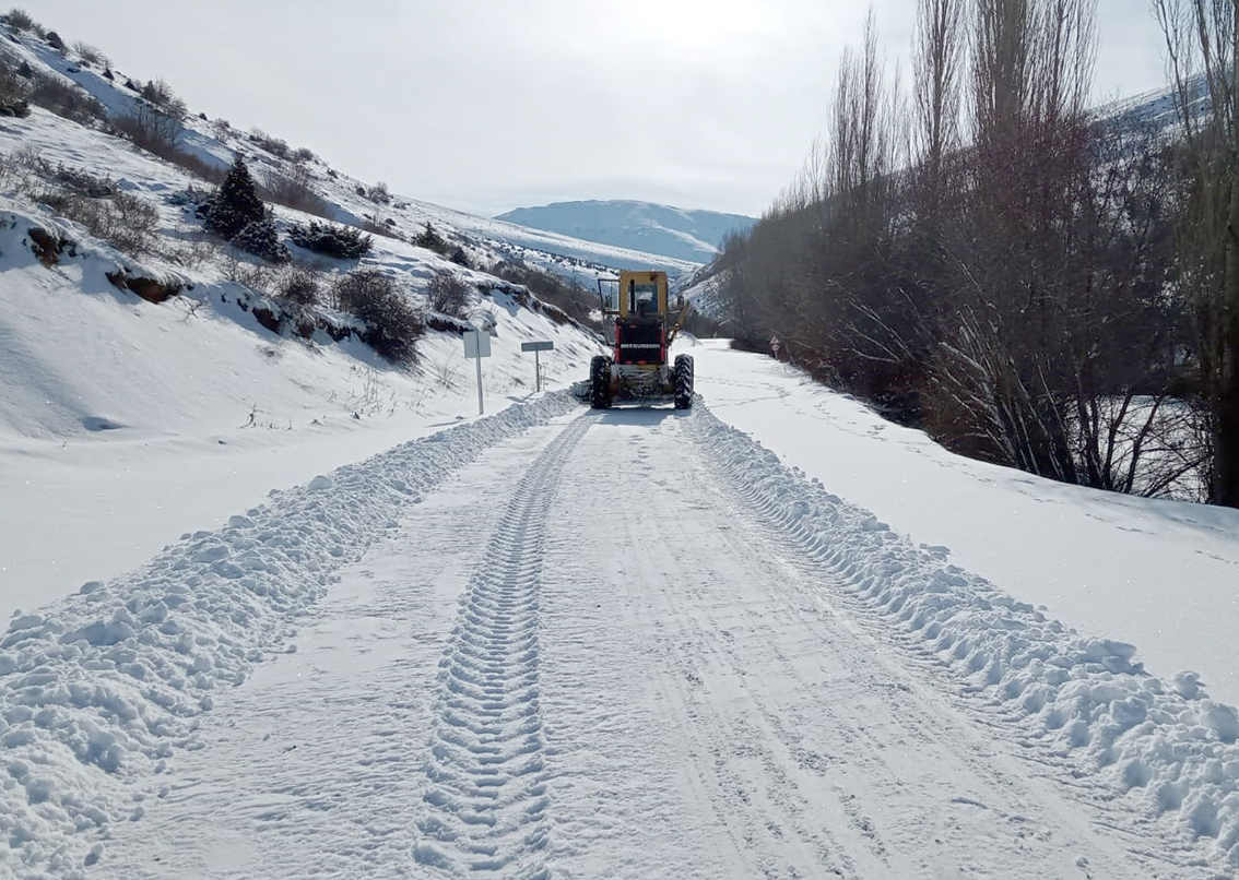 Kar nedeniyle kapanan 273 Köy yolu açıldı