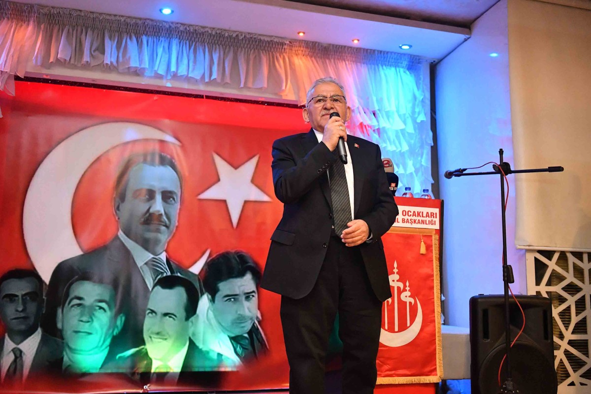 Büyükkılıç, Muhsin Yazıcıoğlu'nu anlattı