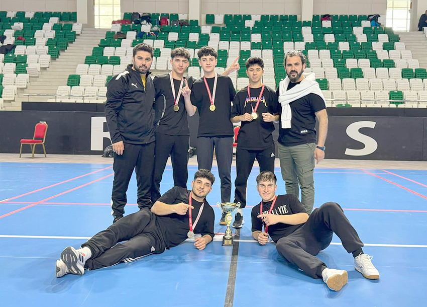 Kayseri Spor Lisesi Badminton Türkiye Şampiyonu oldu